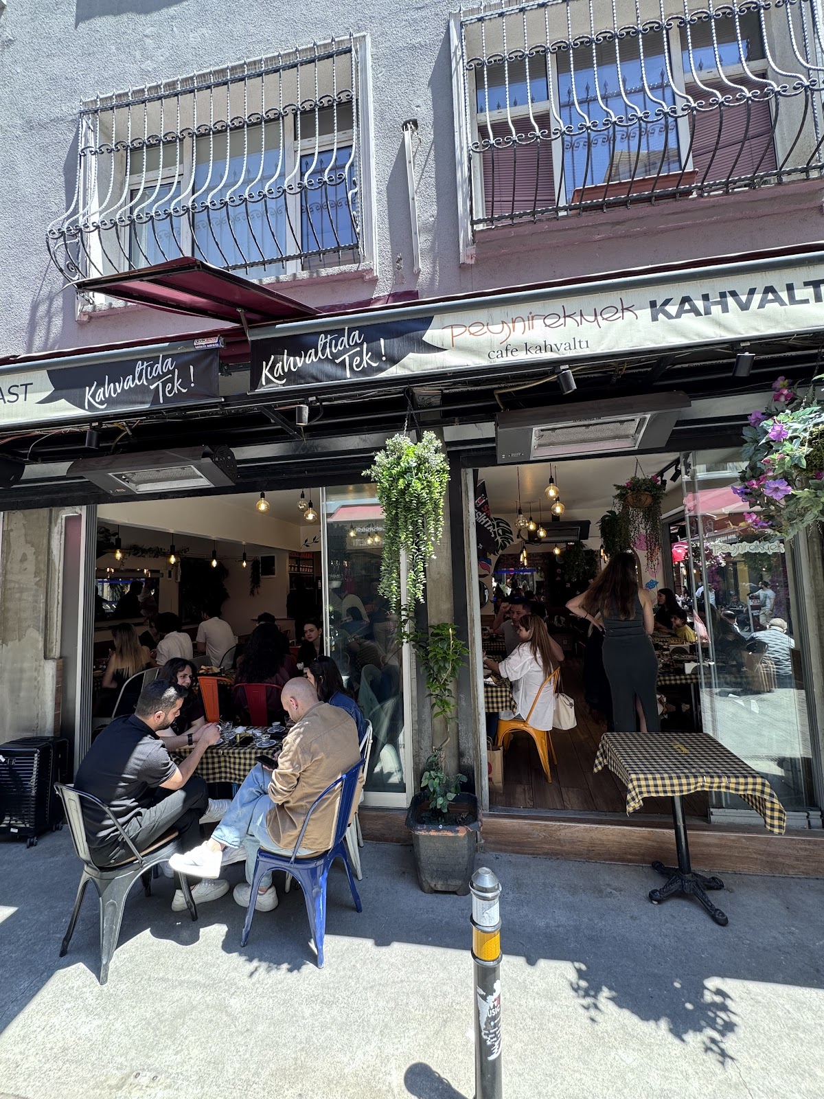 Peynir Ekmek Cafe&Kahvaltı