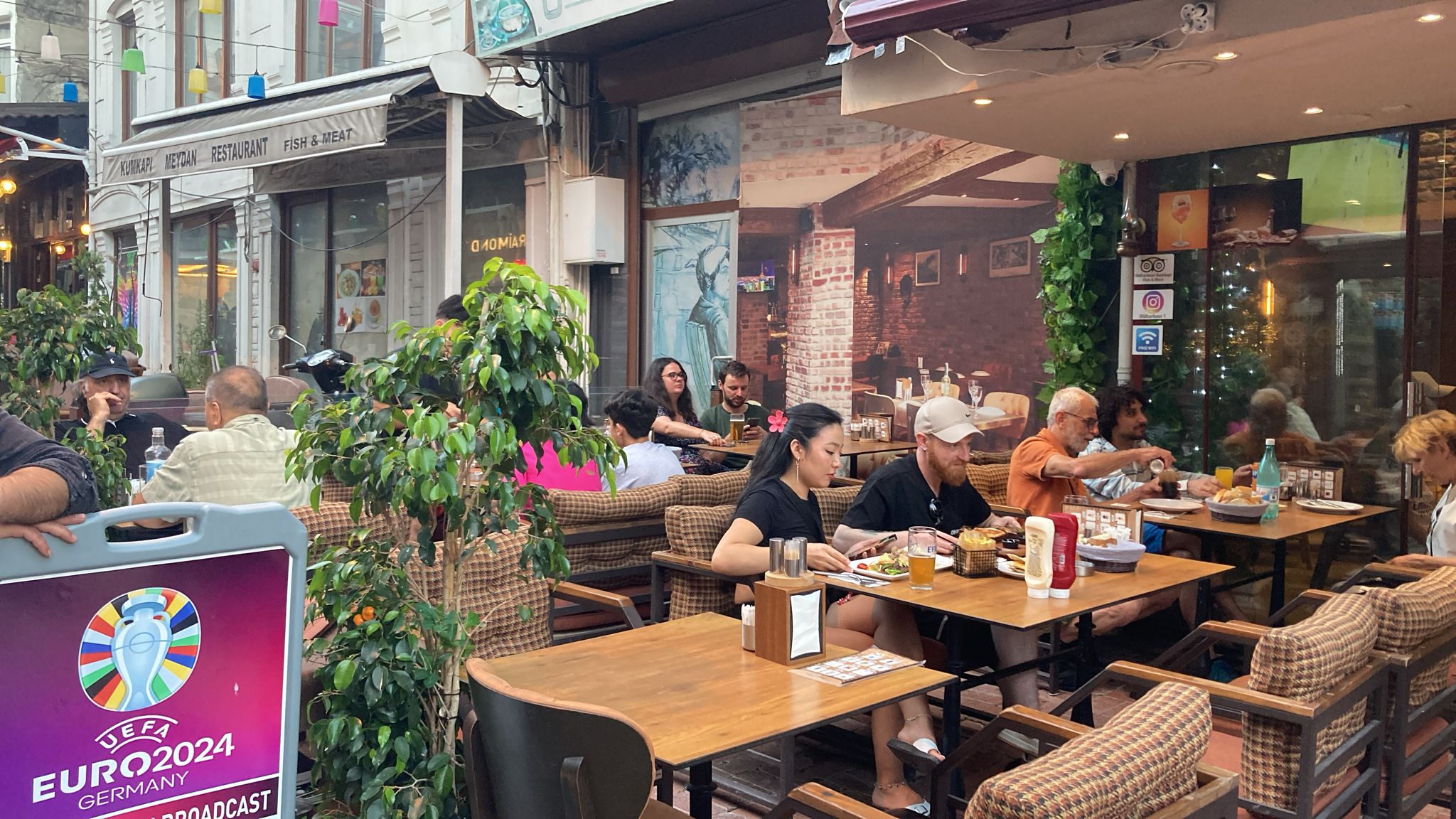 Old Harbour Kumkapı Restaurant