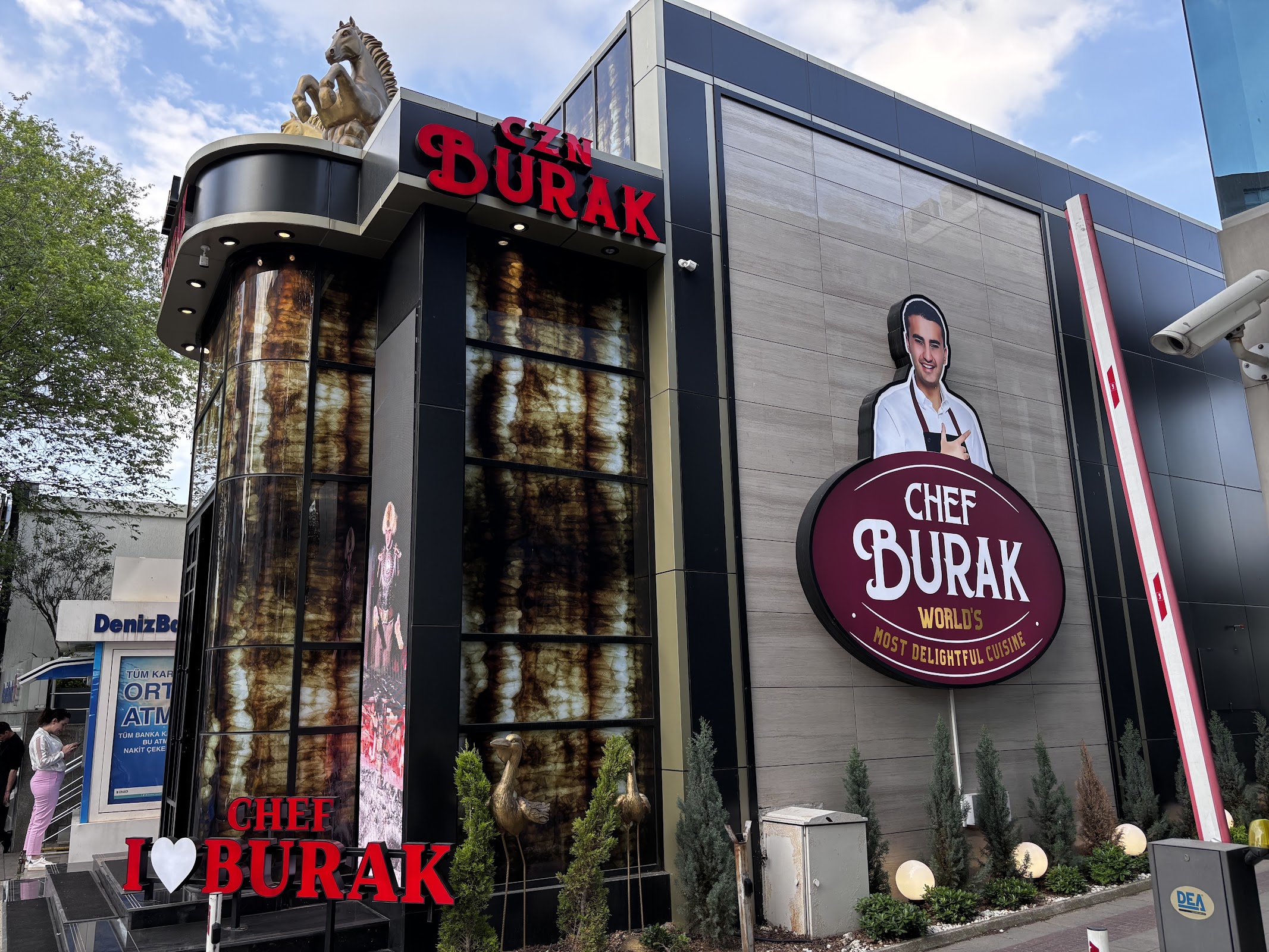 Czn Burak Etiler