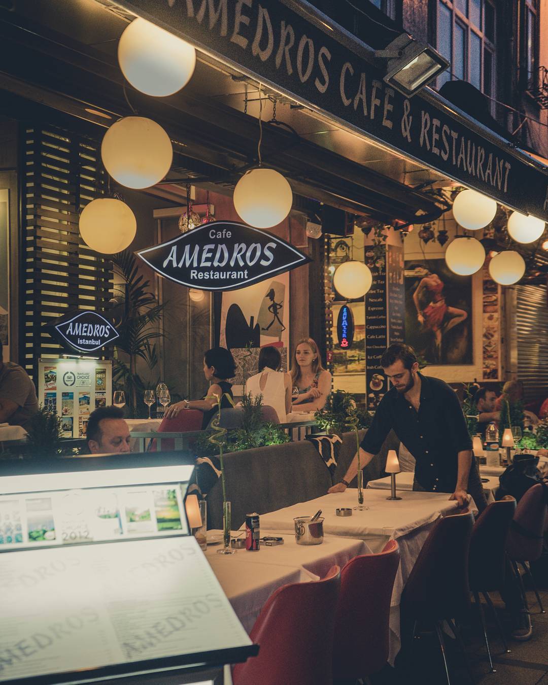 Amedros Cafe & Restaurant